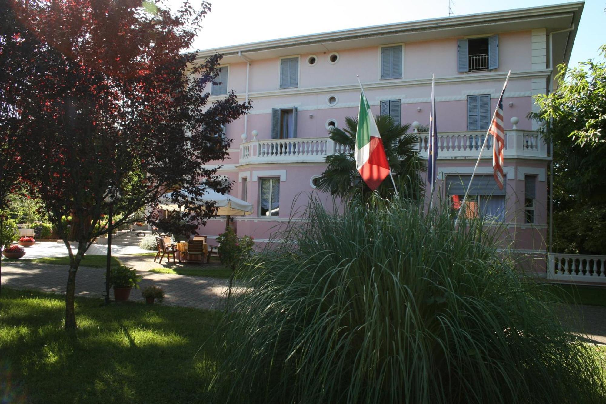 Hotel Gioia Garden فيوجّي المظهر الخارجي الصورة