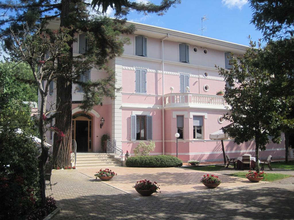 Hotel Gioia Garden فيوجّي المظهر الخارجي الصورة