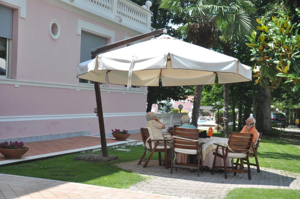 Hotel Gioia Garden فيوجّي المظهر الخارجي الصورة